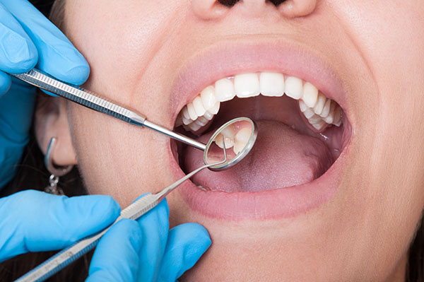 Лечение зубов - Стоматологическая клиника Железных