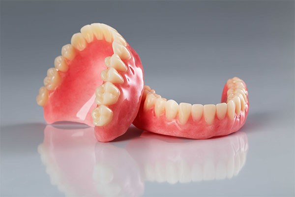 Протезирование зубов - Стоматологическая клиника Железных